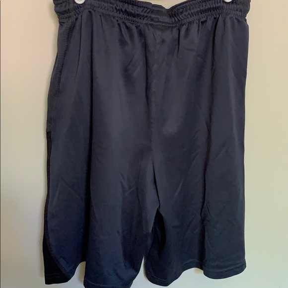 Champion Shorts - Picture 3 of 4